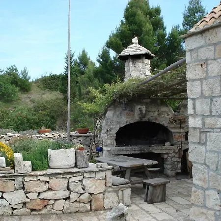 Vrnik Castle Willa